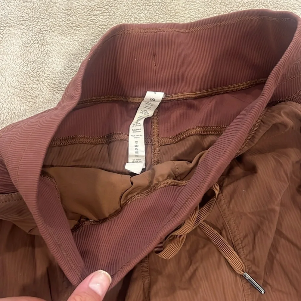 Lululemon Dance Studio Mid Rise Jogger Pants - Picture 6 of 9